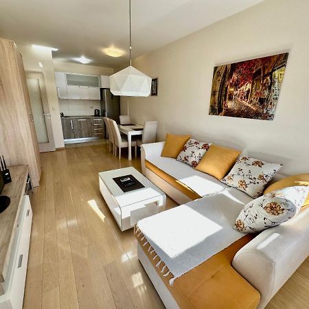Fanky City Apartments Podgorica Buitenkant foto