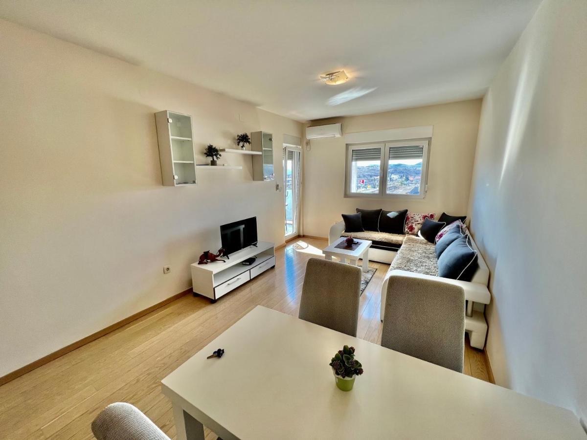 Fanky City Apartments Podgorica Buitenkant foto
